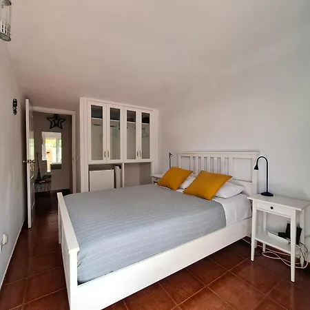 Doble Con Bano Y Terraza Privada 招待所