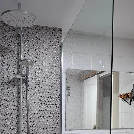 بيت ضيافة Doble Con Bano Y Terraza Privada *