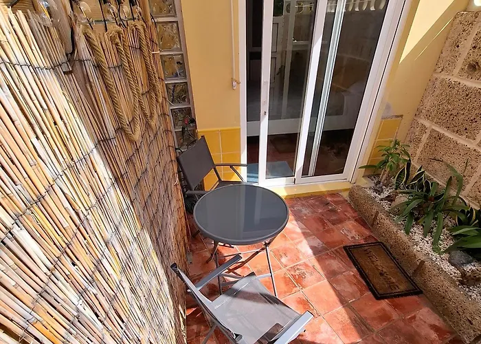 Doble Con Bano Y Terraza Privada Гостевой дом Эль-Медано