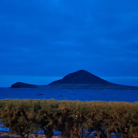 Doble Con Bano Y Terraza Privada 招待所 *